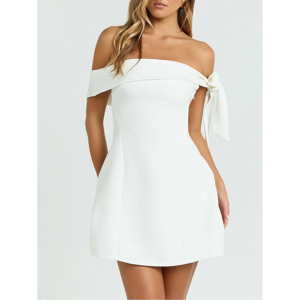NWT REVOLVE Saints & Secrets SHOWPO Cecilia off shoulder mini dress US S - Picture 2 of 9